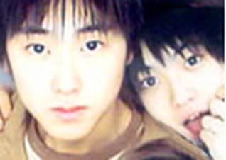 http://i276.photobucket.com/albums/kk13/KayakoKiku/DBSK/Pre%20Debut/yunjae_cute.jpg