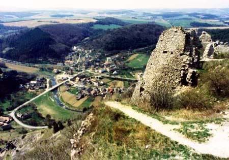 ruinas_bathory009.jpg