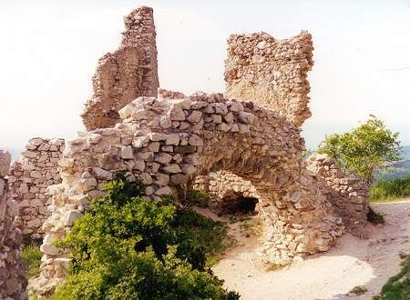 ruinas_bathory023.jpg