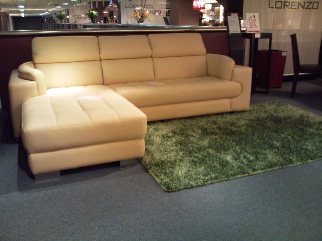 Sofa_Lorenzo_1489_1.jpg