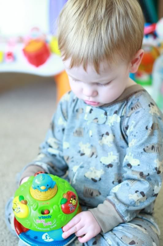 IMAGE: http://i276.photobucket.com/albums/kk2/D40riggs/Michael/Christmas20081.jpg