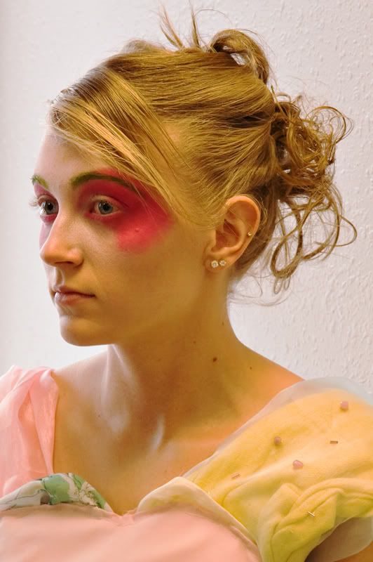 IMAGE: http://i276.photobucket.com/albums/kk2/D40riggs/Miscellaneous/edit13.jpg