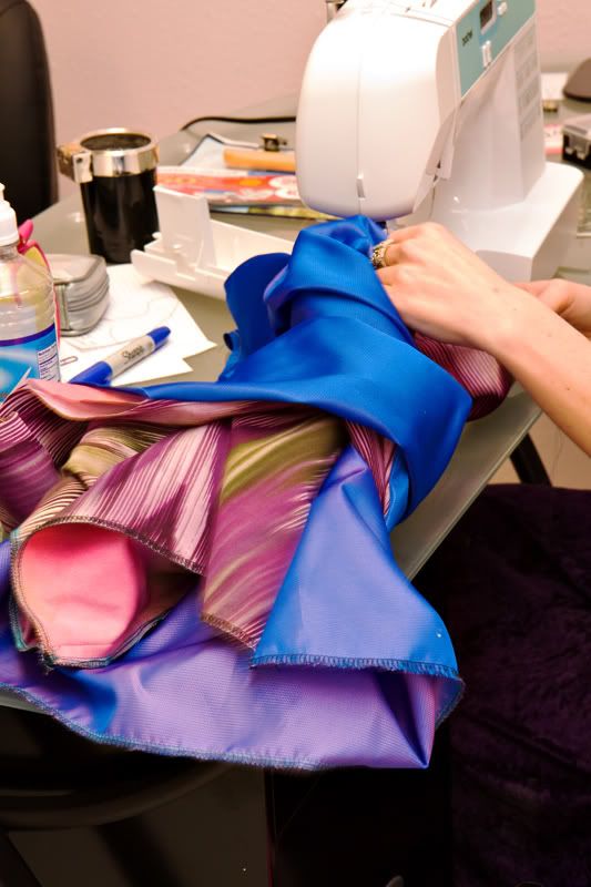 IMAGE: http://i276.photobucket.com/albums/kk2/D40riggs/Miscellaneous/edit41.jpg