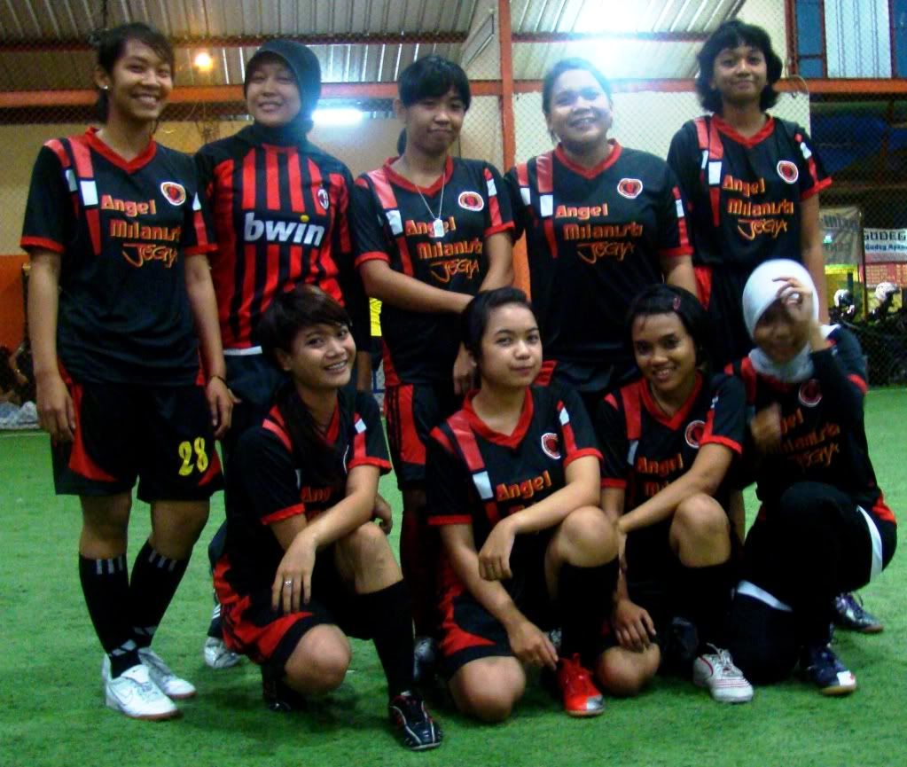 Download this Milanisti Indonesia Sezione Jogjakarta Angels Photo picture