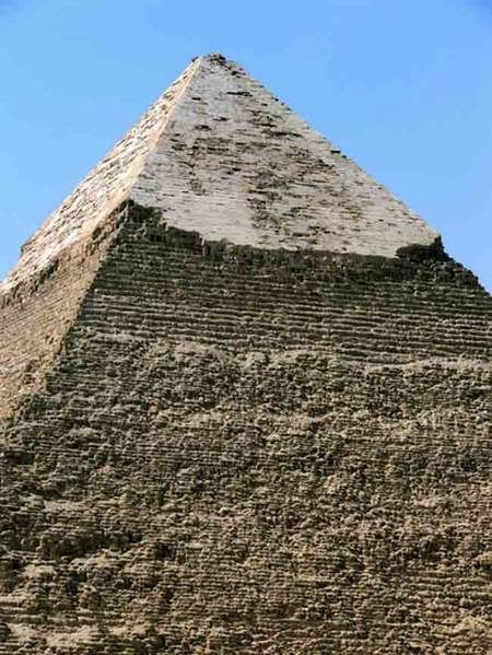 pyramids 04444