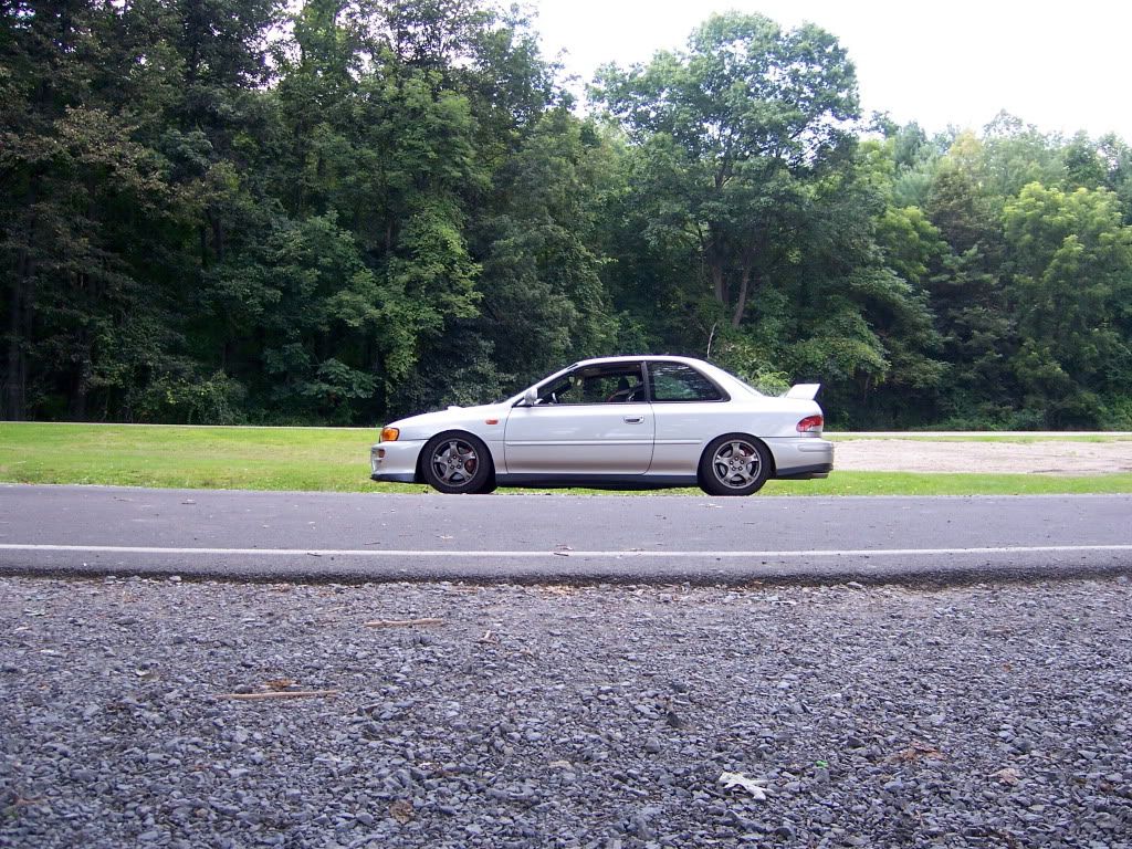 http://i276.photobucket.com/albums/kk28/shimamike/Letchworth%2009%20Impreza/100_1605.jpg