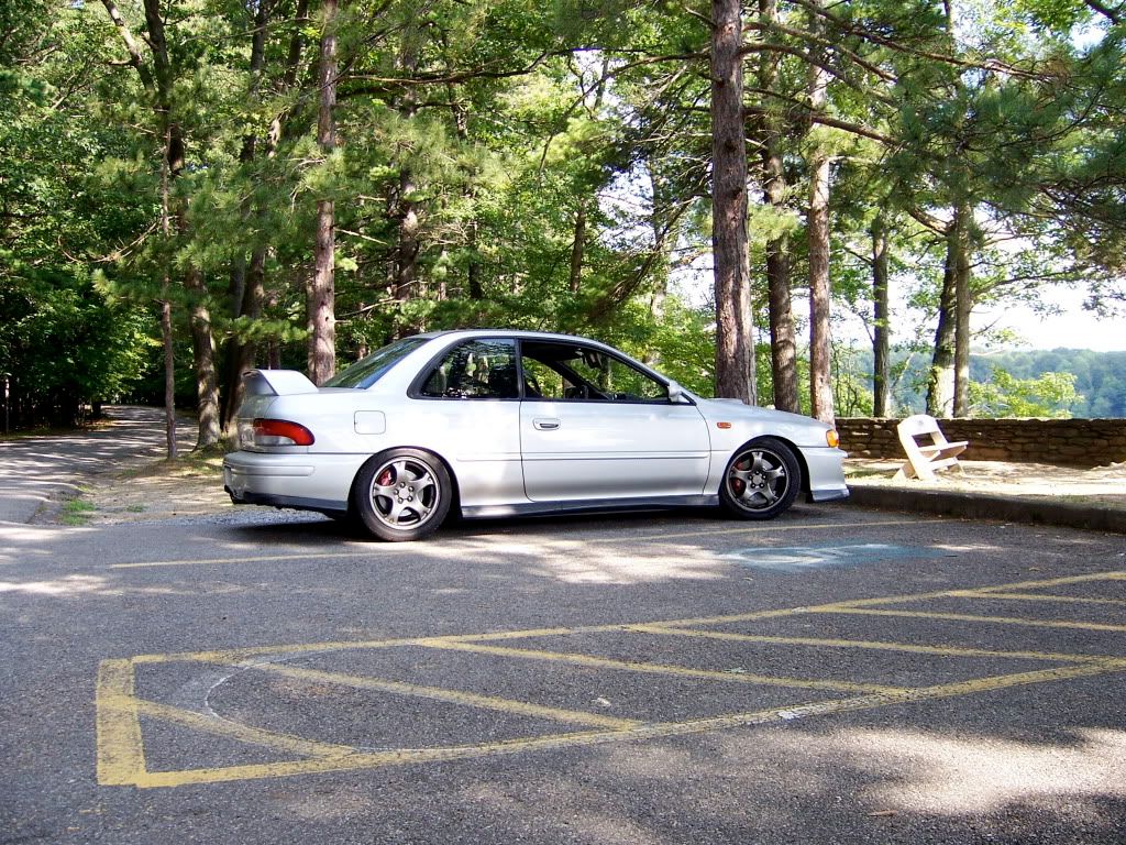 http://i276.photobucket.com/albums/kk28/shimamike/Letchworth%2009%20Impreza/100_1627.jpg