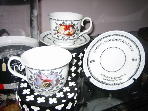 disney wonderland tea set