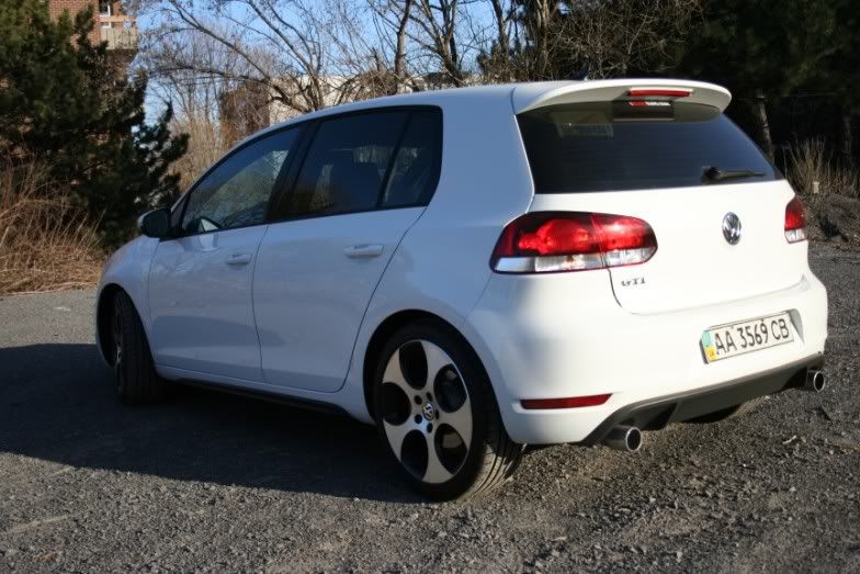 2010GTI036.jpg