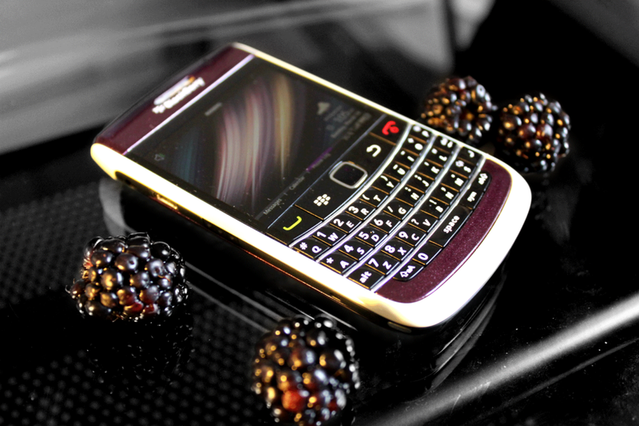 My Blue Colorware Bold 9700 - Page 2 - BlackBerry Forums ...