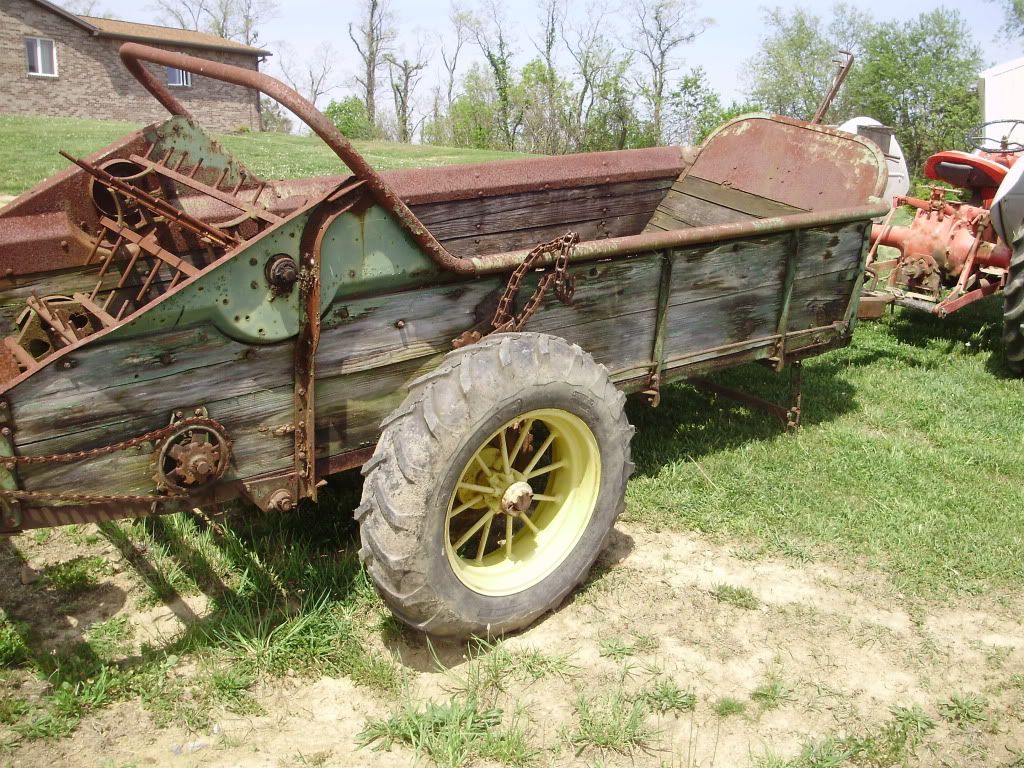 Restoration of a John deere L manure Spreader