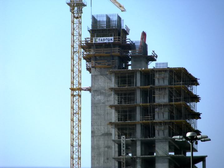http://i276.photobucket.com/albums/kk7/mohamadm/IMG_5613.jpg
