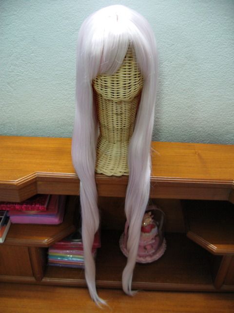 Silver wig
