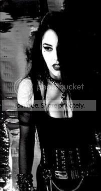 GothicChick2.jpg